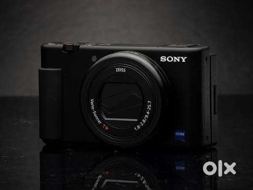 Macbook Air & Sony ZV1 Camera