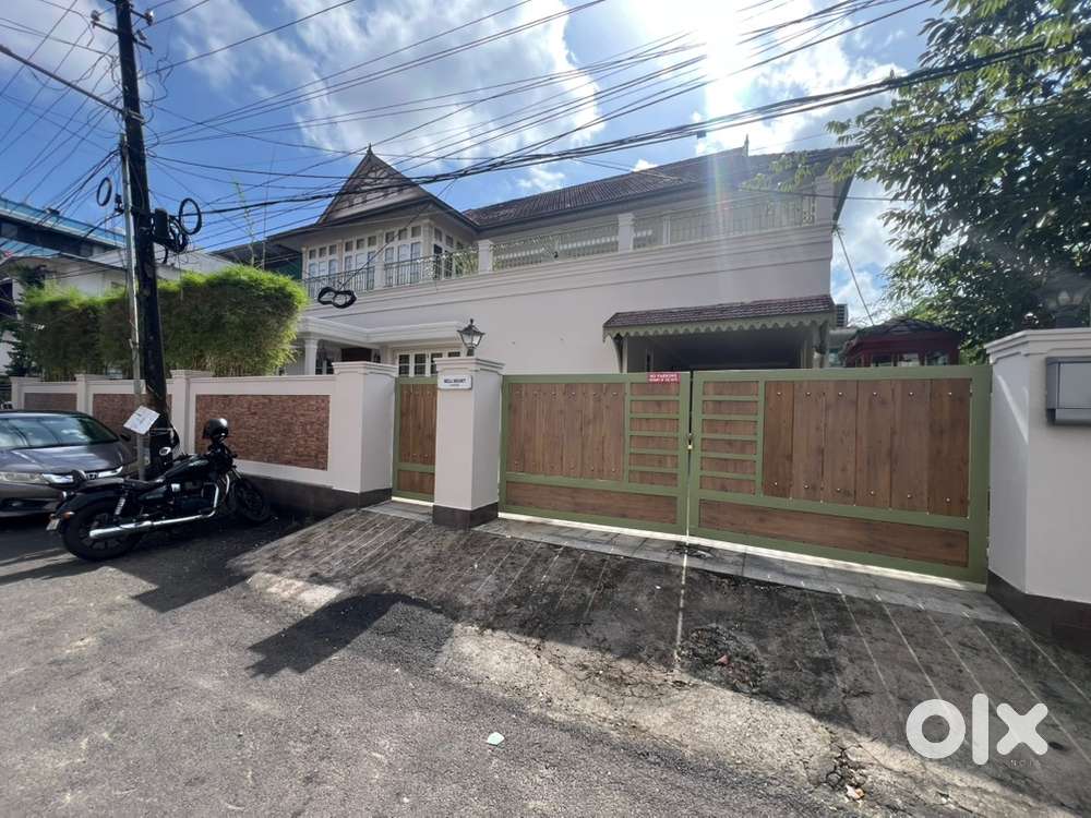 Mg Road near Seematti 4500sqft fully furnished luxury house for sale