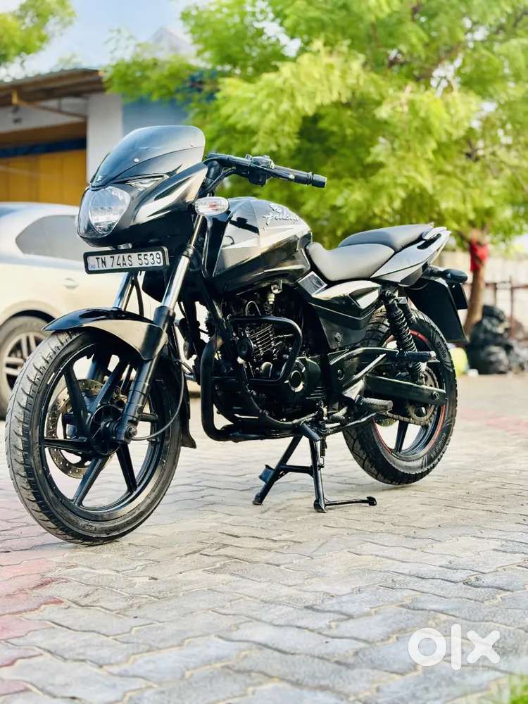 BAJAJ PULSAR 180