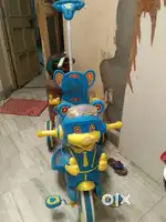 Kids tricycle with sun cover new condition
