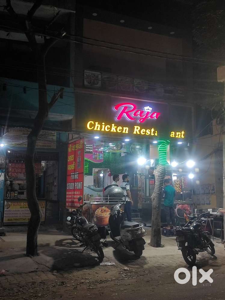 75 Gaj Rent shop 2 floor shop or 3rd floor par room hai