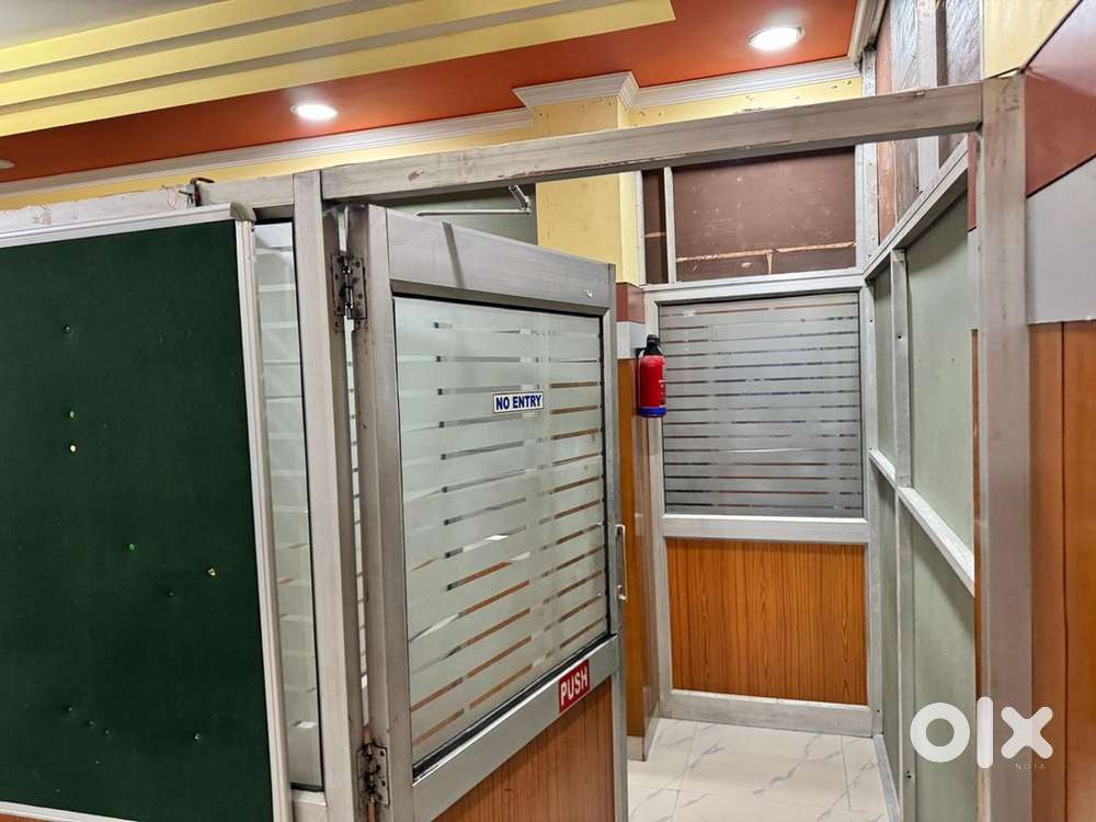 this is 1400 sqft furnishd office for rent in gms road