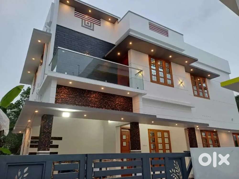 New house for sale Sreekaryam Powdikonam