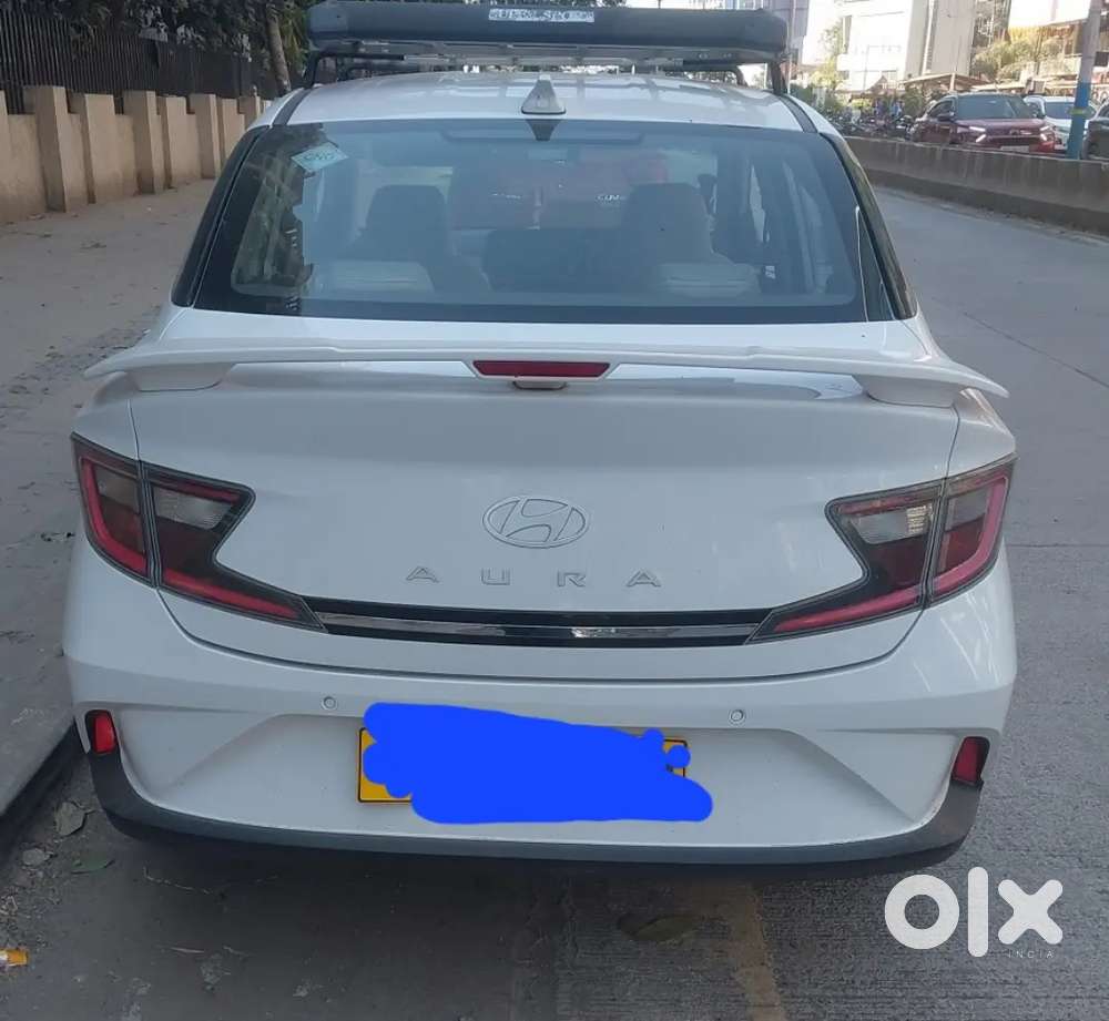 Ola-uber me car chalane hetu 2 driver ki avashakta hai.