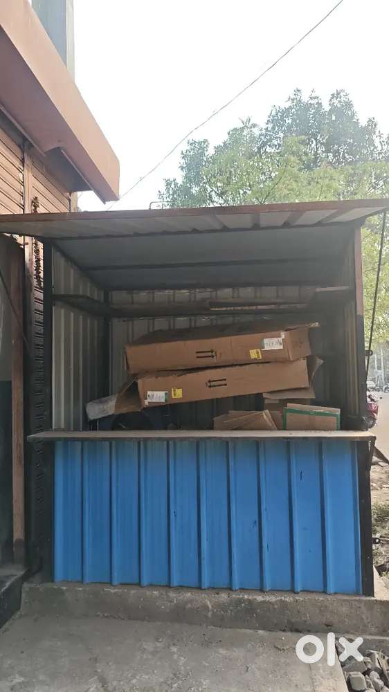 Reday to move new shop