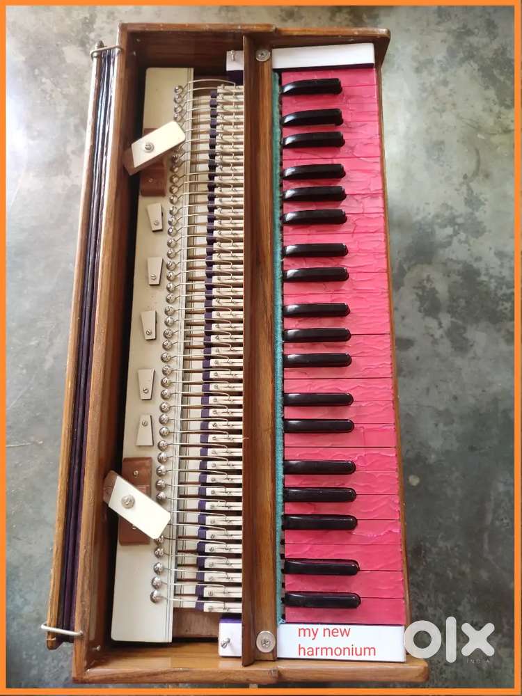 Harmonium .