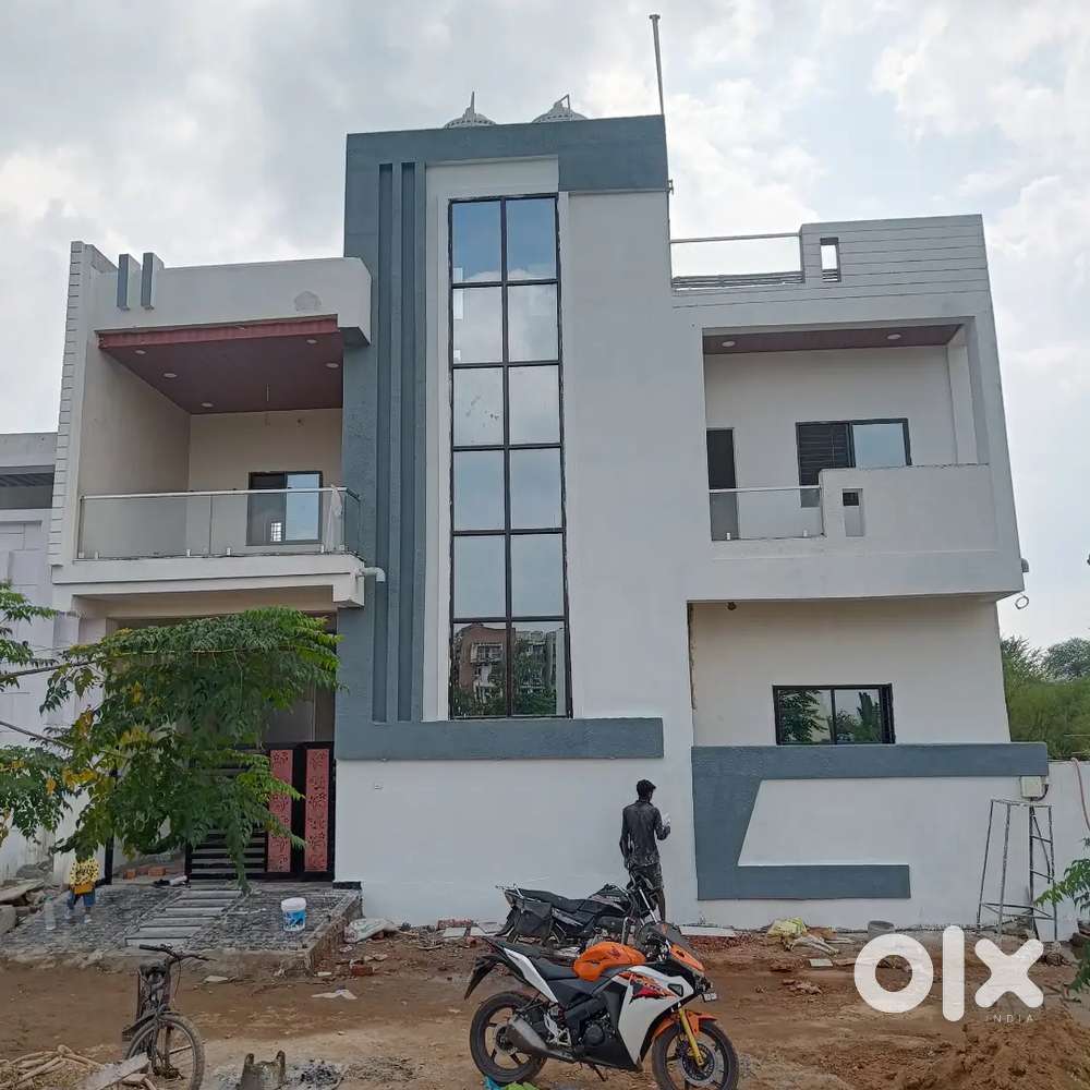 3bhk independent house rent pe dwna hai fully ventilated garden facing