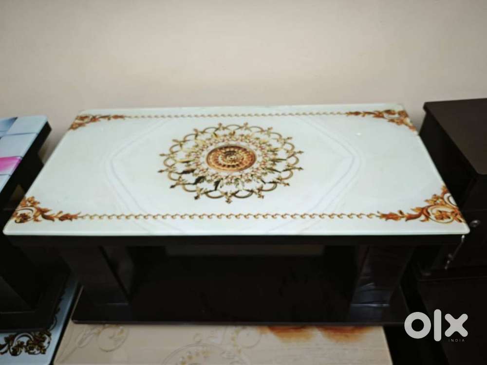 Modern Center Table – Premium Look at Wholesale Price