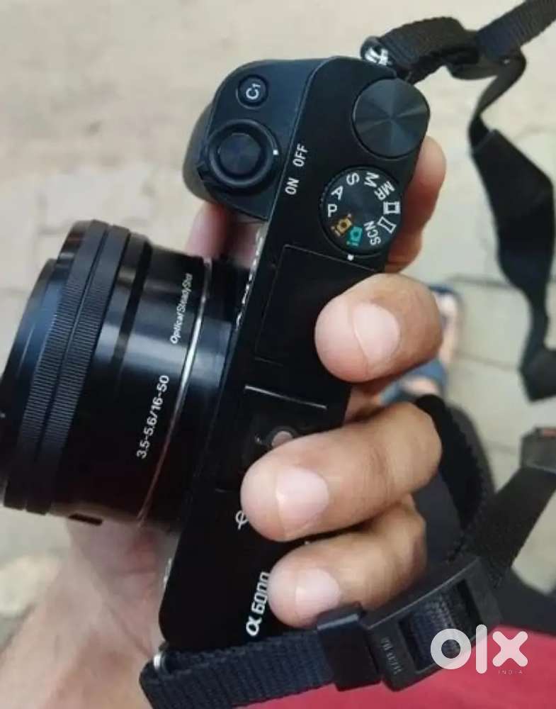 Sony Alpha 6400 Cell price 42000