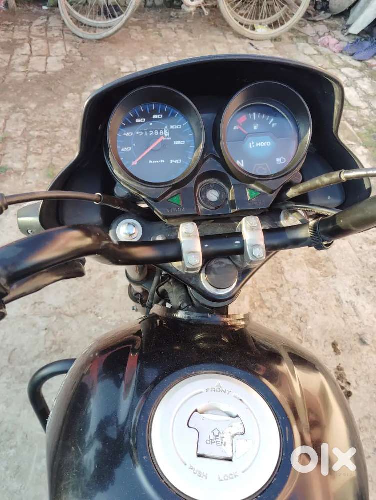 Hero HF100 bike kick start hai. All sevice time to time  hero workshop