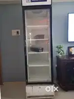 Blue Star Commercial Glass Door Fridge – Good Condition