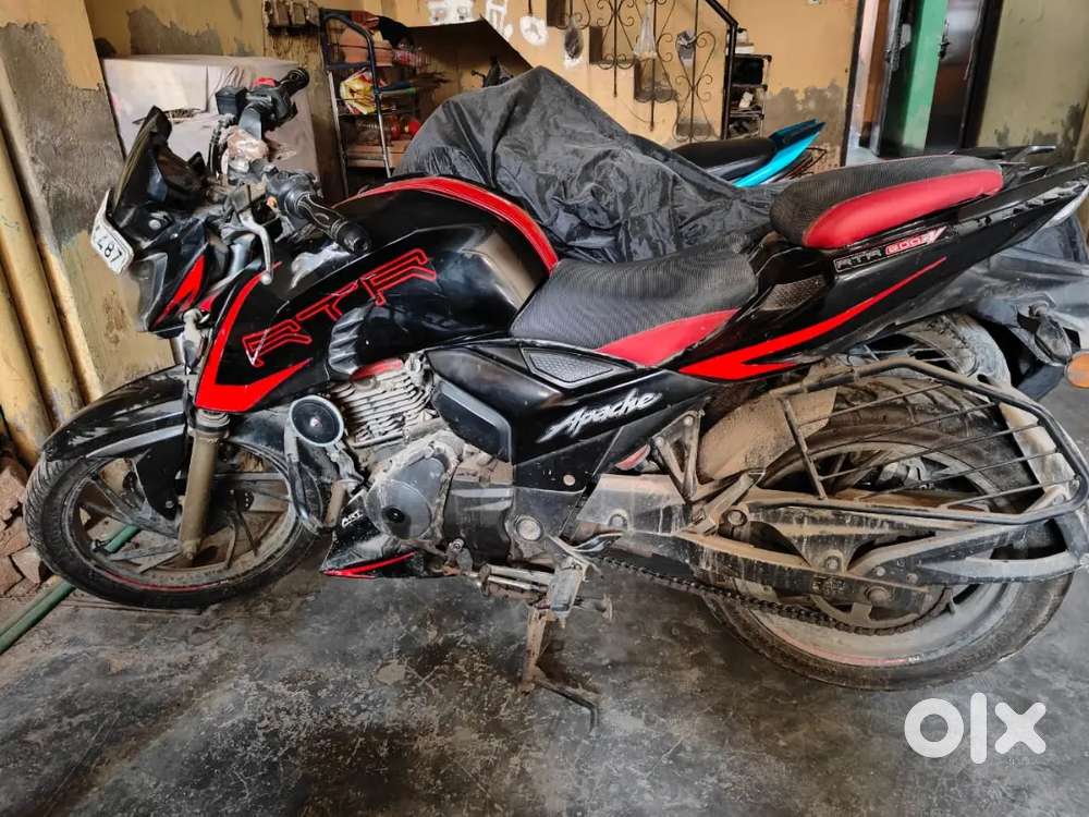Apache RTR 200 4V