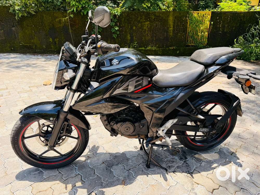 2022 REG SUZUKI GIXXER SINGLE USED.
