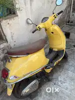 Vespa LX125 (Nov 2015) - Well Maintained & in Great Condition