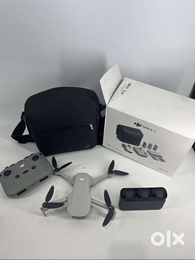 DJI Mini 2 SE Drone Fly More Combo