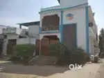 House with 4shops