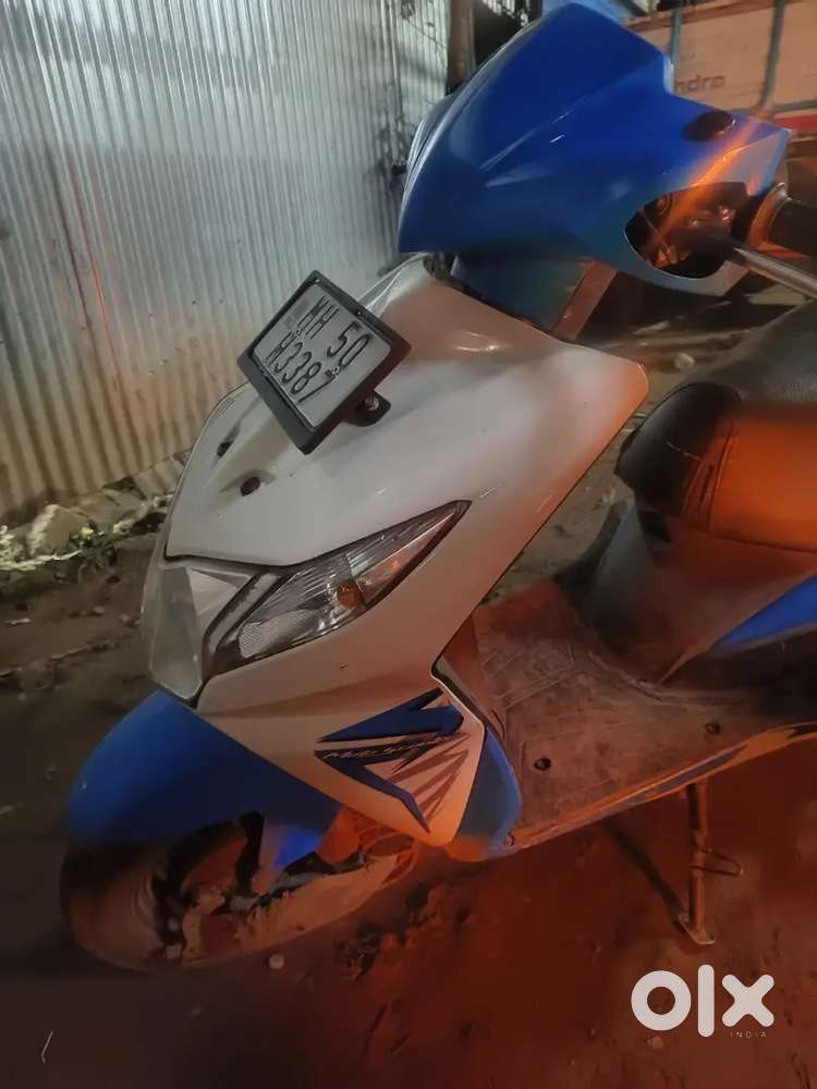 Full condition bike new tyar hsrp number plate