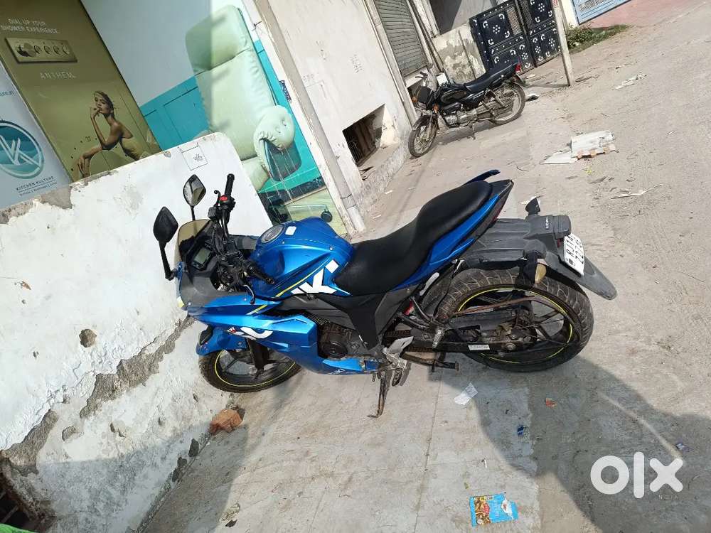 1 st owner  bike and suzuki Gixxer sf