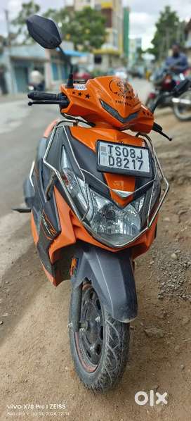 I'm selling my scooty