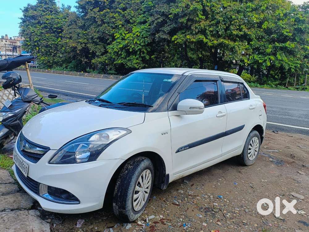 Maruti Suzuki Swift Dzire VXI Optional, 2016, Petrol