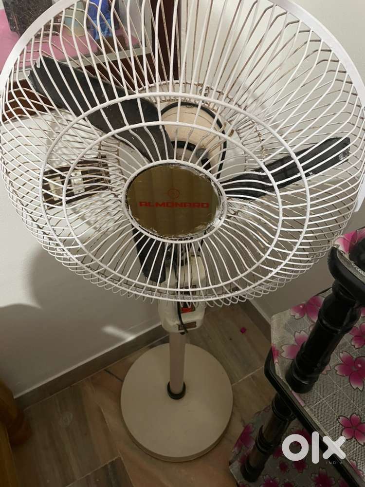 pedestal fan for sale