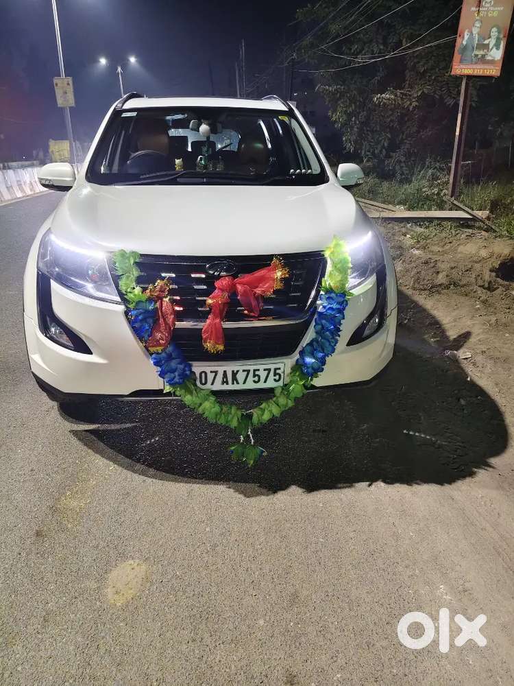 Mahindra XUV500 2022