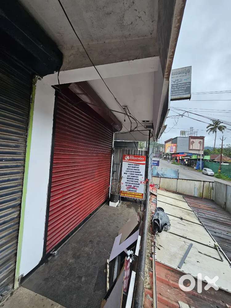 3 room for sale (shutters )