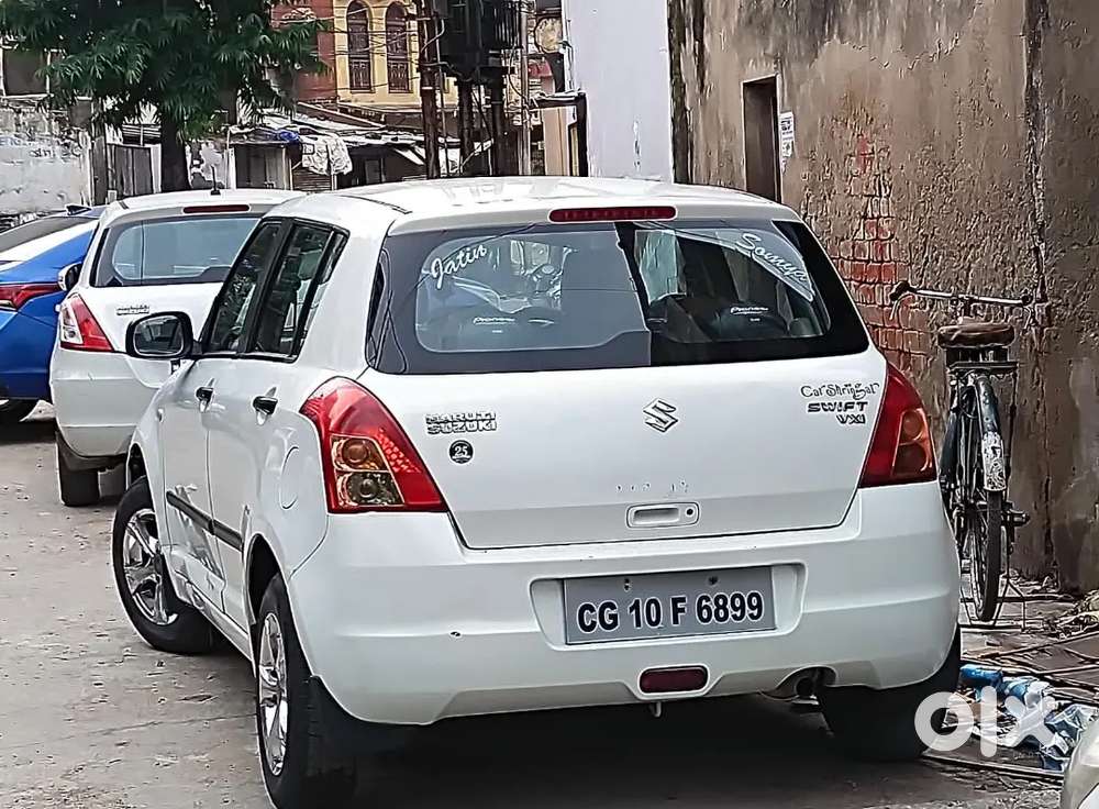 Maruti Suzuki Swift 2009 Petrol 92000 Km Driven