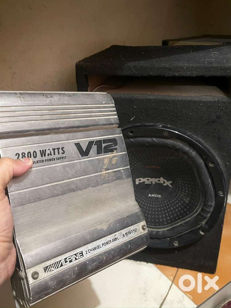 Alpine v12 amplifier and sony xplod bass 1800 watt
