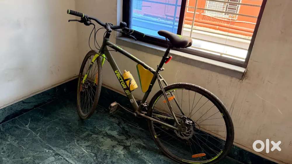 I have ride the bicycle for 2 months only. Almost unused condition.