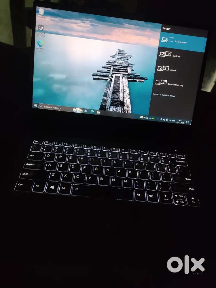 Lenovo laptop i3 8th gen 8 gb ram