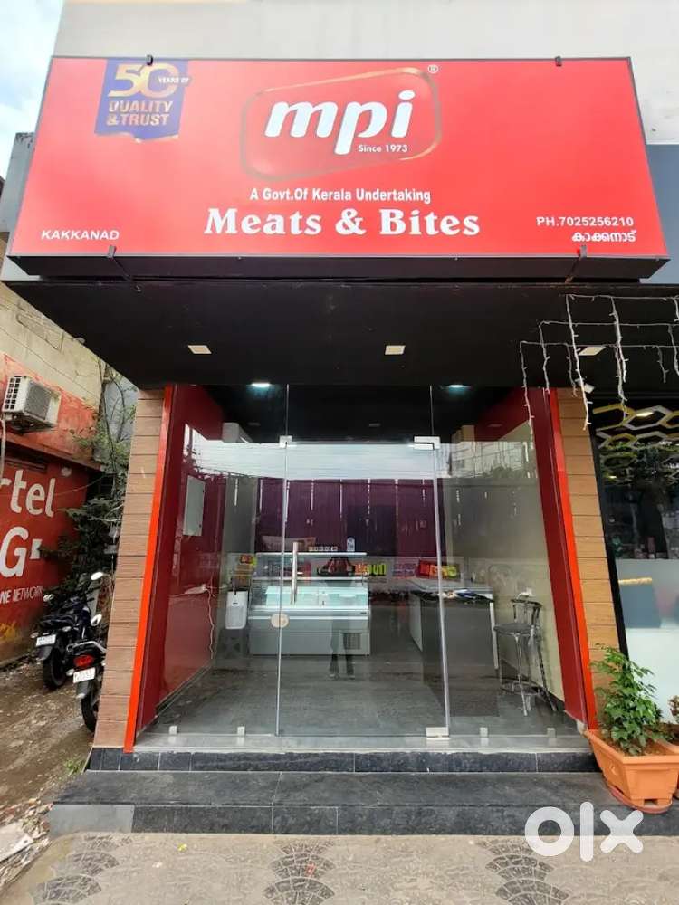 Shop staff required for grocery shop