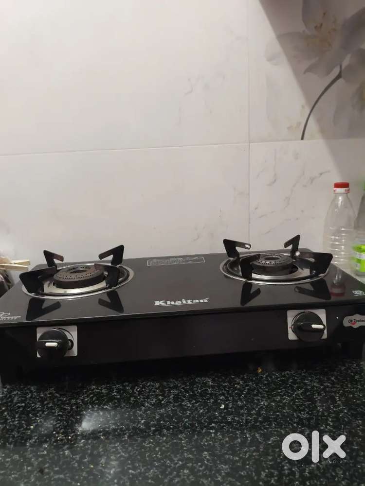 Khaitan 2-Burner Gas Stove — Like New (4 Months Used)