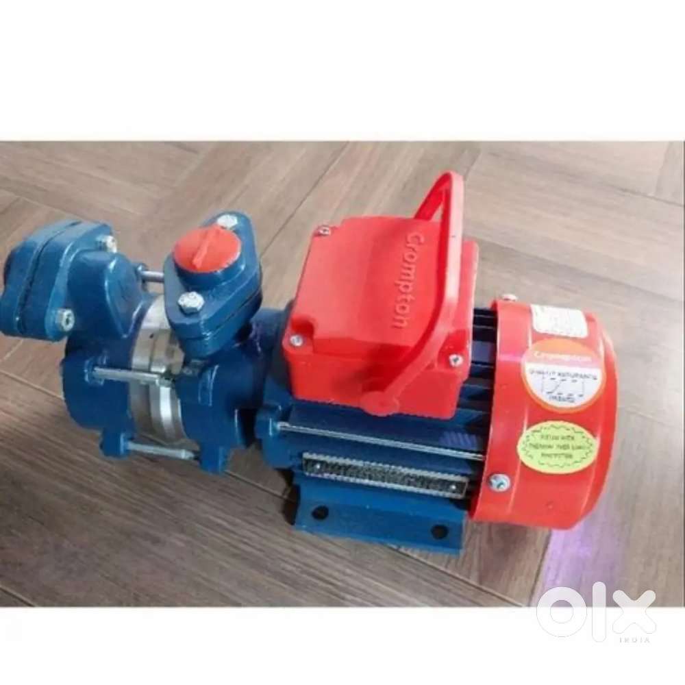 Crompton 1 hp water motor with new gud condition