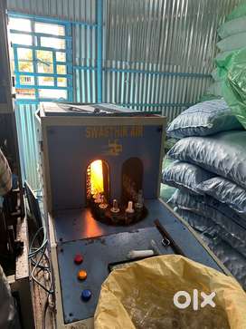 PET BLOWING MACHINE