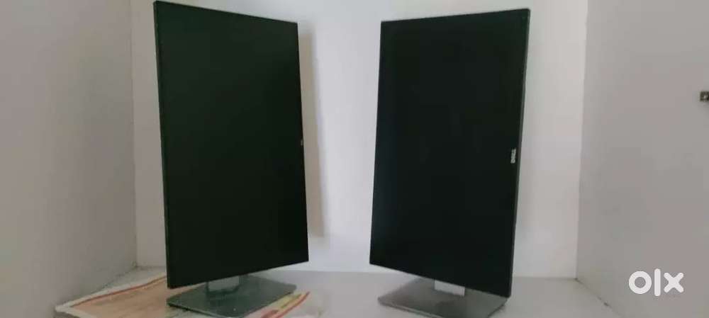 Monitor big and Dell compny each monitors rate are 1000/per monitor