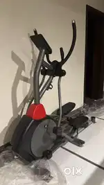 Vivo fitness cross trainer elliptical machine
