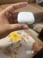 Apple Airpods 4 third Gen