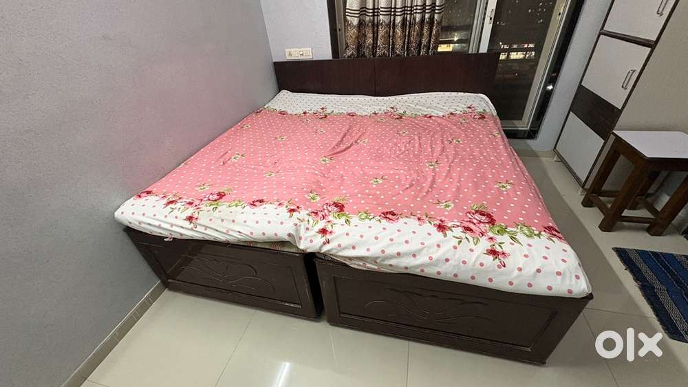 Wooden Foldable Bed
