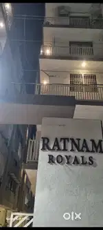 Need 2 room mates man only -2500 only