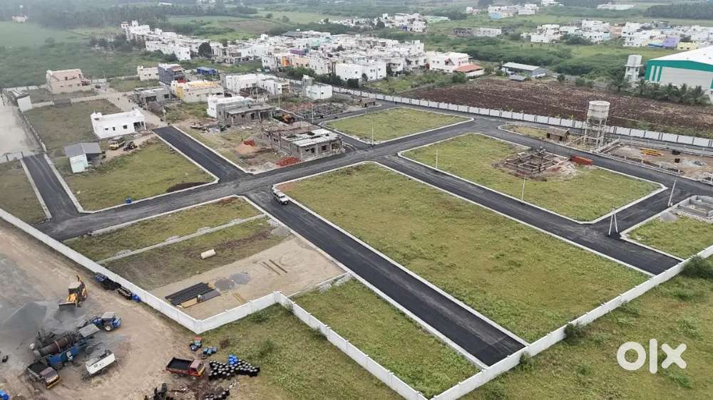 In saravanampatti plots are available for sale