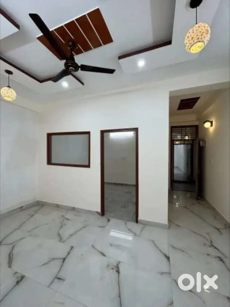 1 bhk 4000/- DLF Ankur vihar