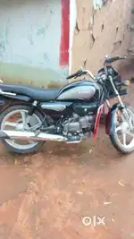 My Splendor bike october 2023 modal h one hand running