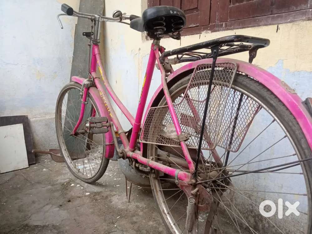 Ladies Cycle at very affordable price
