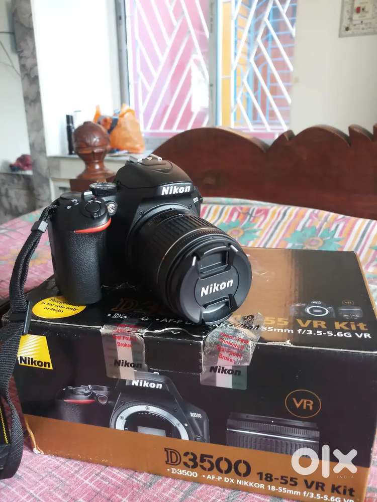 Nikon D3500 at good condition