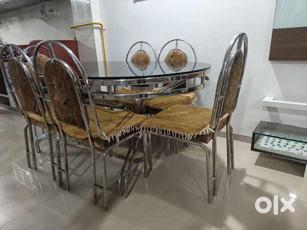 6 chair dinning table
