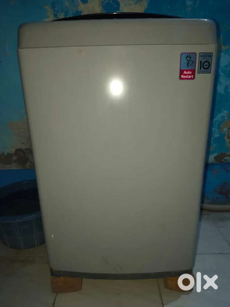 Washing machine full automatic showroom condition