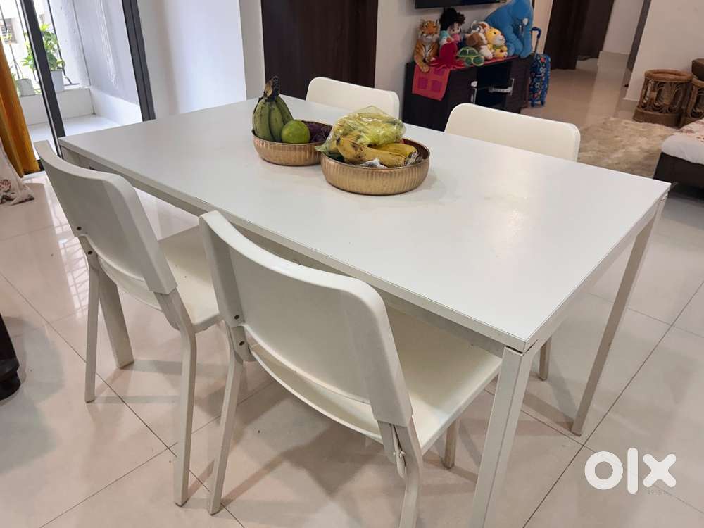 Ikea 4 Seater Dining Table with Chairs