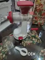 Plastic manual Fruits and vegetables juicer