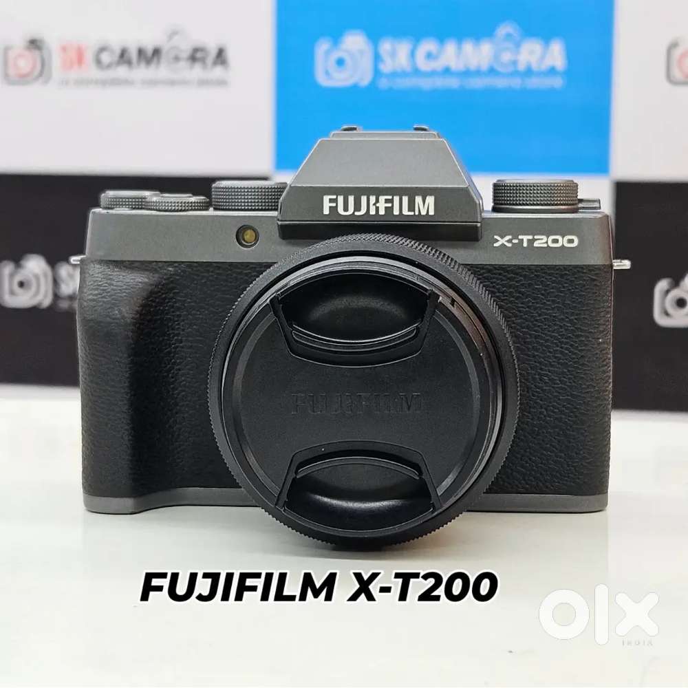 Fujifilm X-T200 with XC 15-45mm Lens Excellent Condition Ready to Use